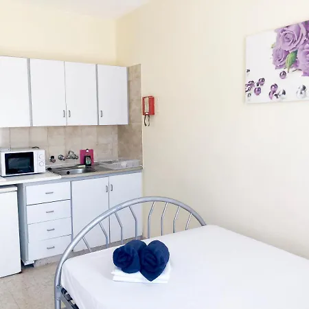 601-605 Center 17 People Appartamento Ayia Napa
